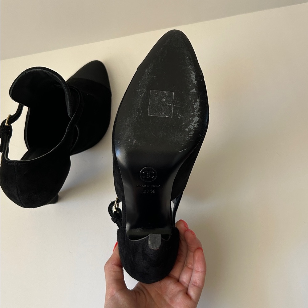 CHANEL Black Suede Heels with Silver Accents - Picture 4 of 4